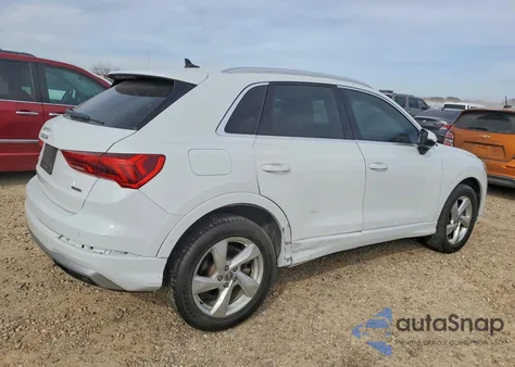 2020 Audi Q3 Premium z USA, uszkodzony, nr VIN WA1AECF35L1004336